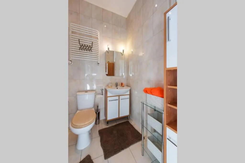 Komfortowy Apartament - Obok Rynku Krakow Apartment